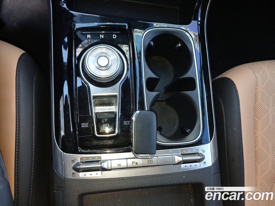Kia Carnival 4th Gen фото 9