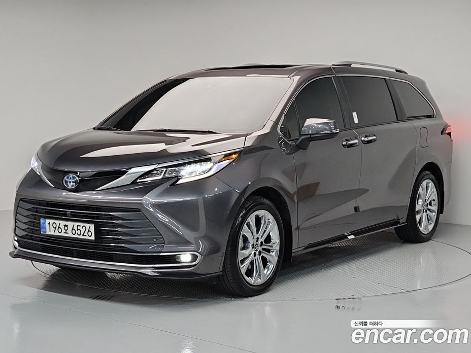 Toyota Sienna 4th Gen фото 2