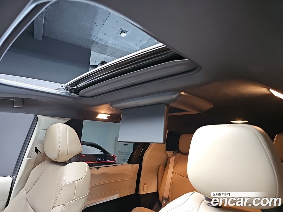 Toyota Sienna 4th Gen фото 16