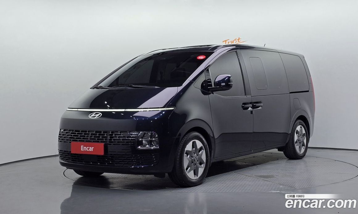 Hyundai Staria