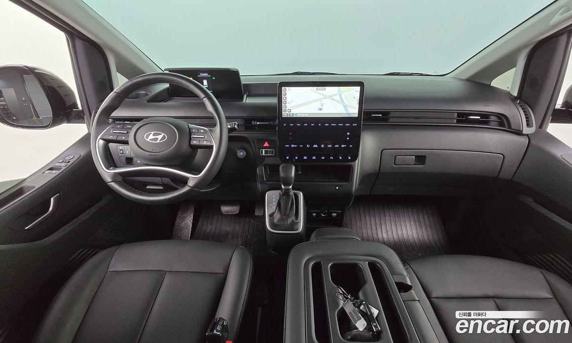 Hyundai Staria фото 7