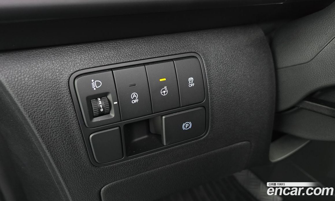 Hyundai Staria фото 28