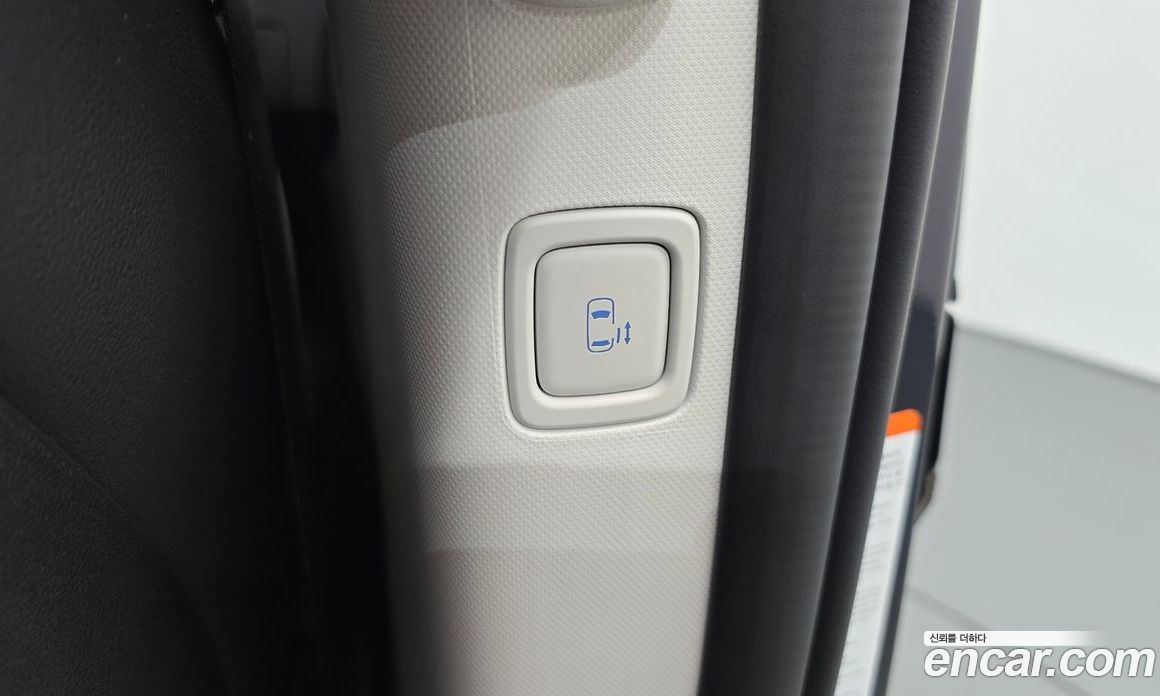 Hyundai Staria фото 32