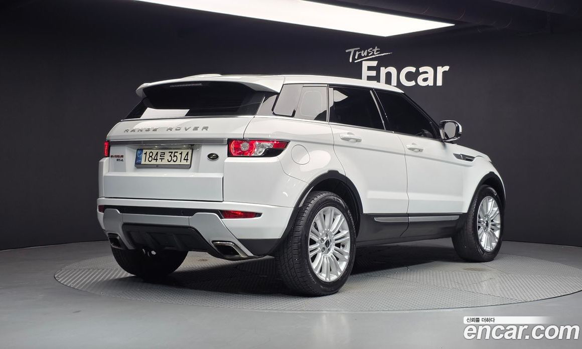 Land Rover Range Rover Evoque фото 2