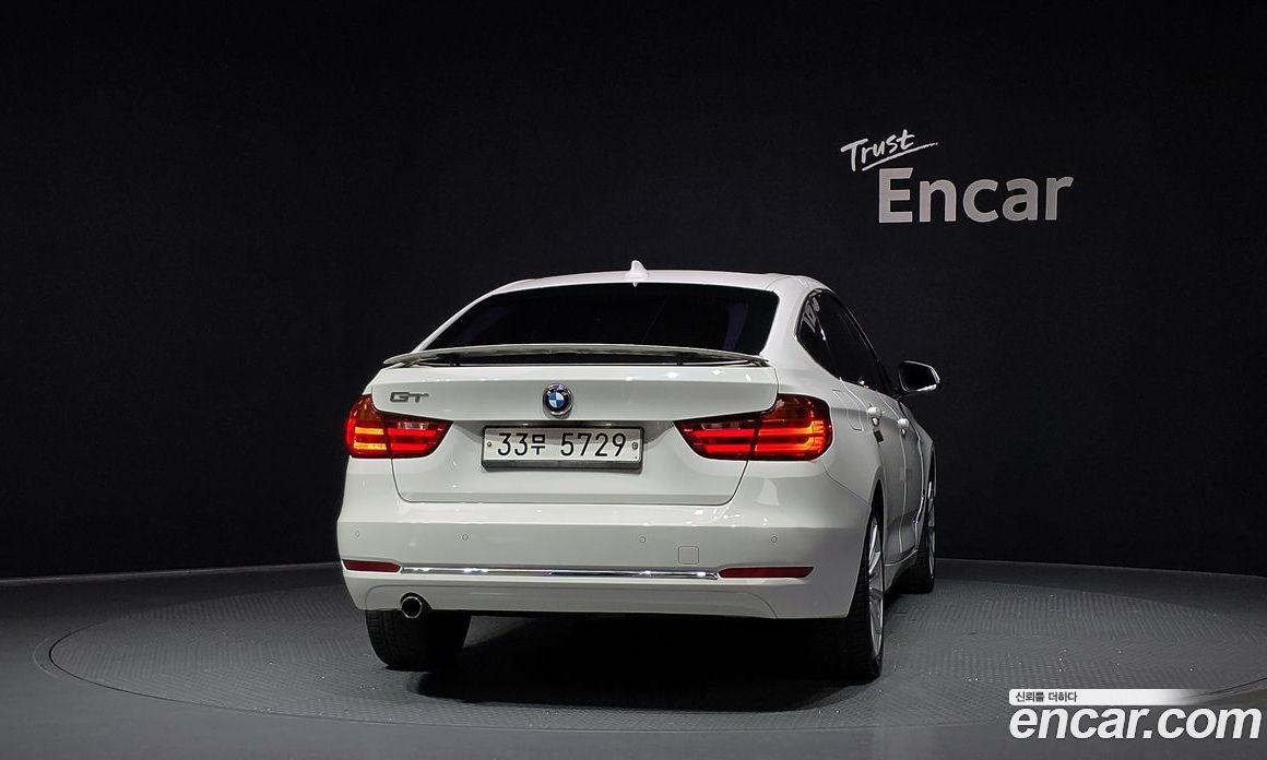 BMW Series GT (F34) фото 4