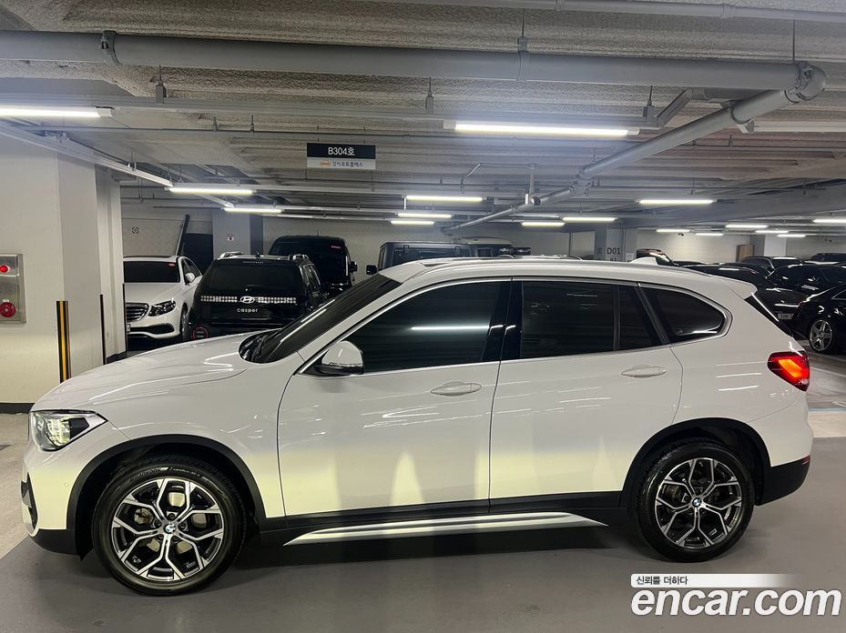 BMW X1 (F48) фото 3