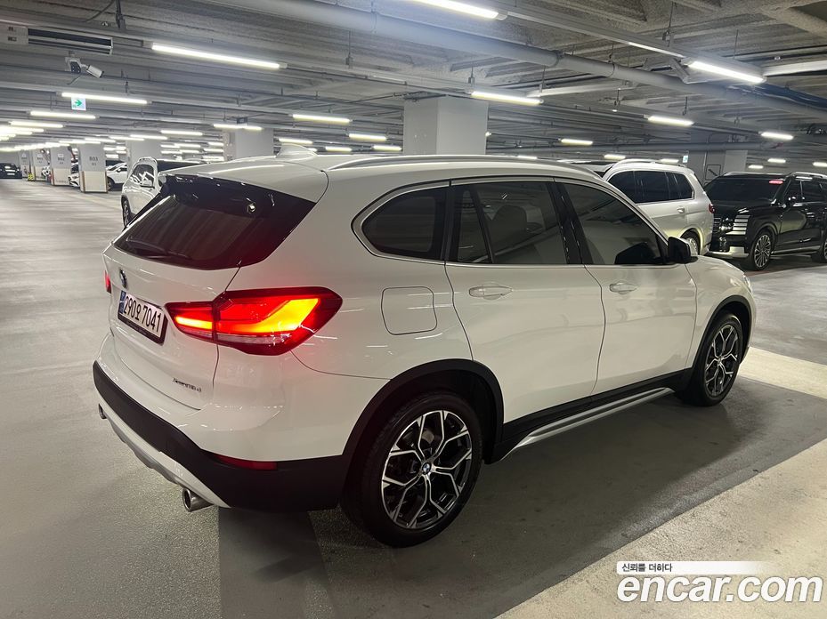 BMW X1 (F48) фото 6