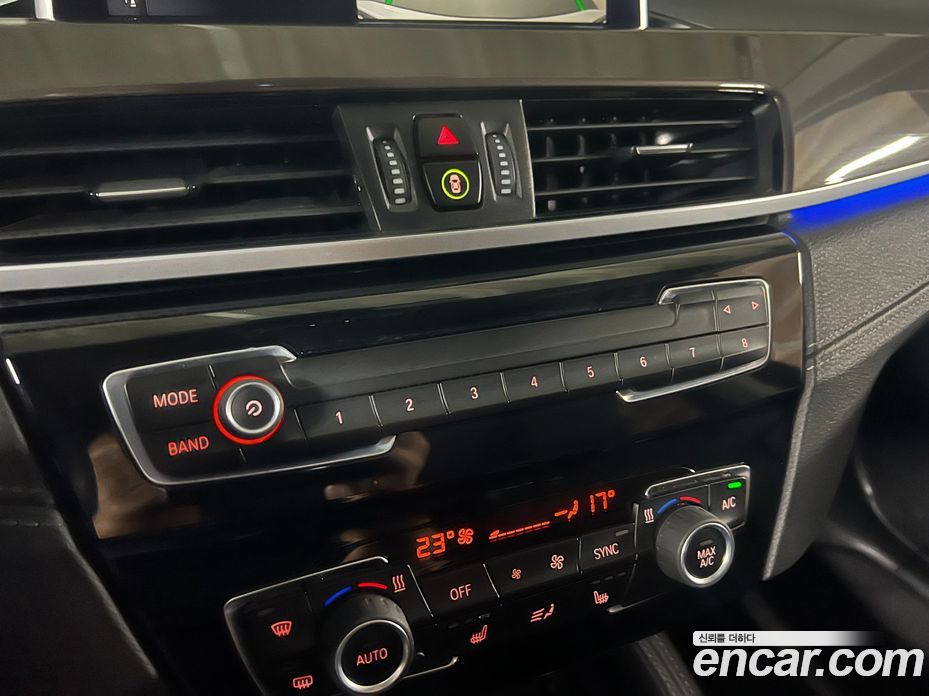 BMW X1 (F48) фото 15