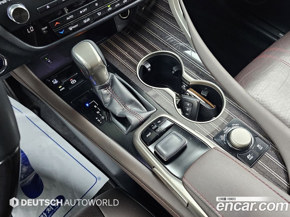 Lexus RX450h 4th Gen фото 9