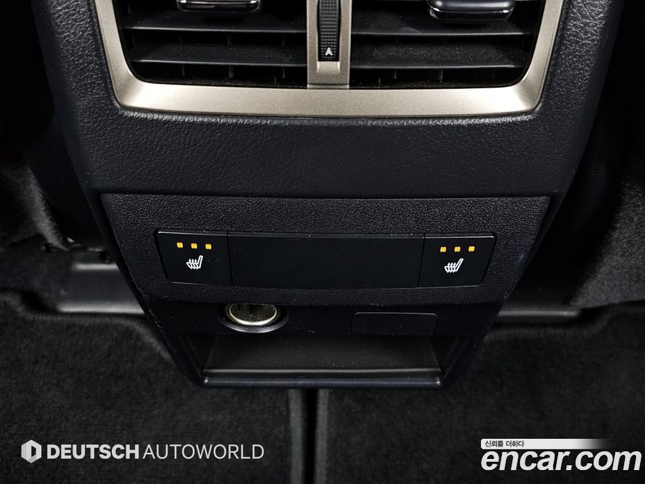 Lexus RX450h 4th Gen фото 16
