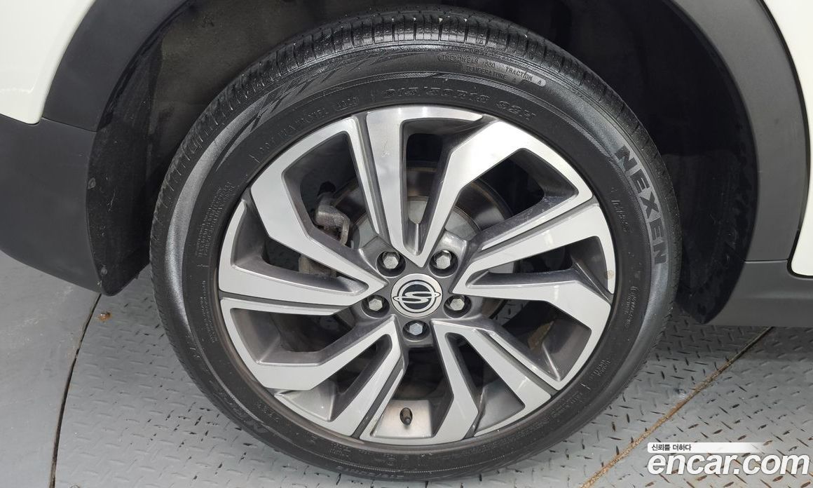SsangYong (KG Mobility) Tivoli Beli фото 5