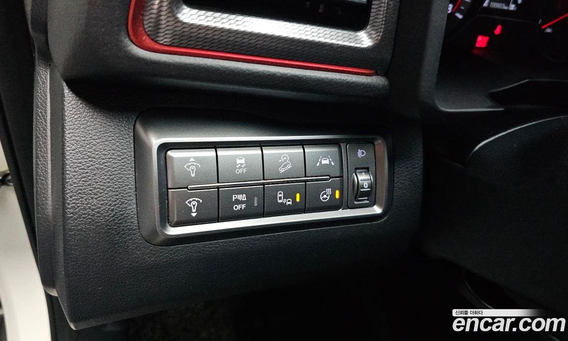 SsangYong (KG Mobility) Tivoli Beli фото 16
