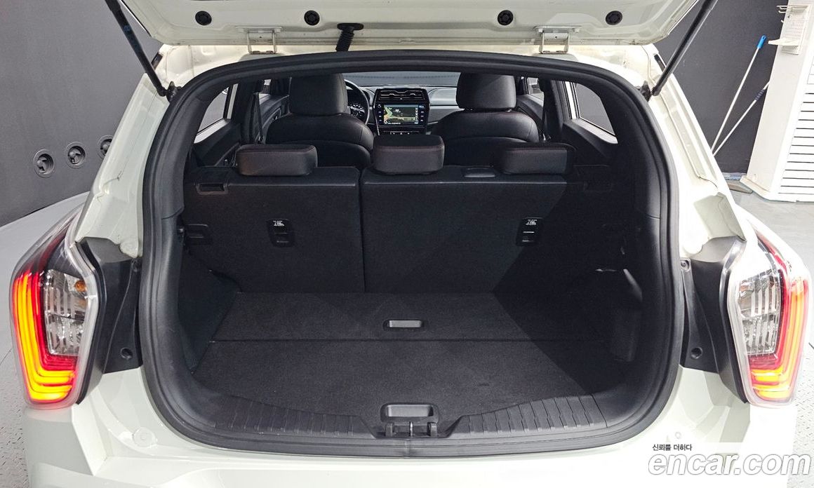 SsangYong (KG Mobility) Tivoli Beli фото 20