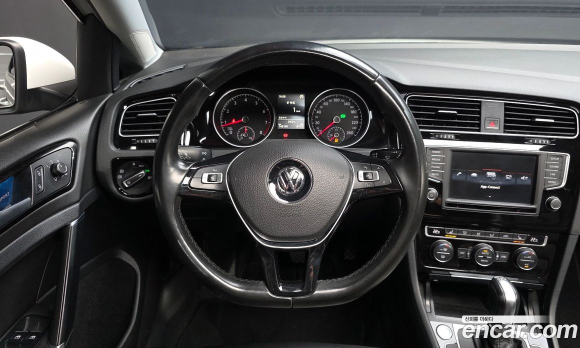 Volkswagen Golf 7th Gen фото 12