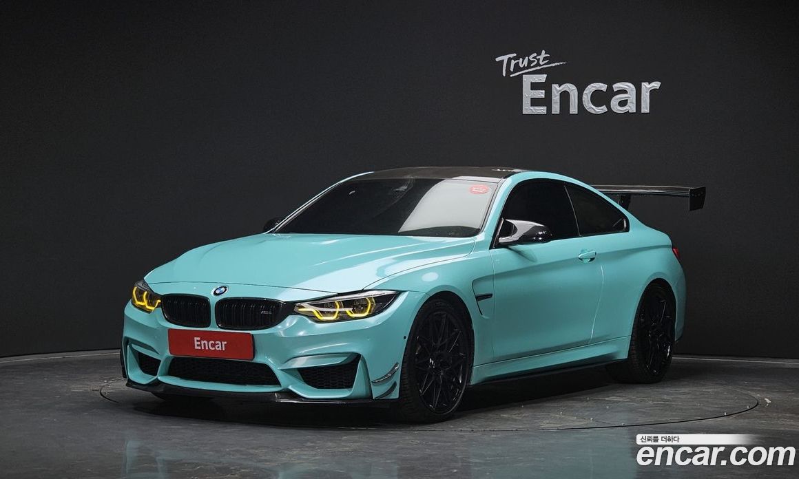 BMW M4 (F82)