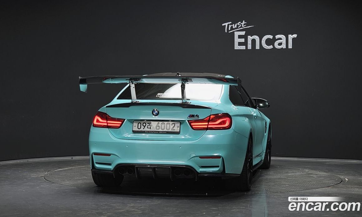 BMW M4 (F82) фото 4