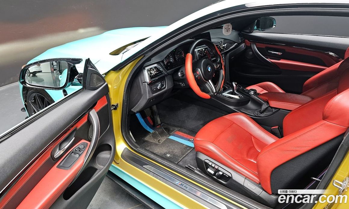 BMW M4 (F82) фото 11