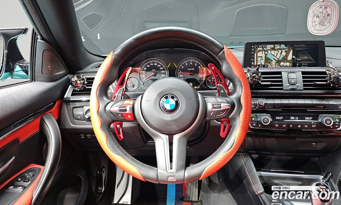 BMW M4 (F82) фото 12