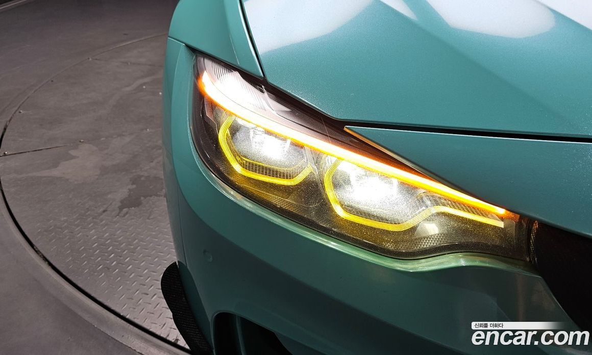BMW M4 (F82) фото 22