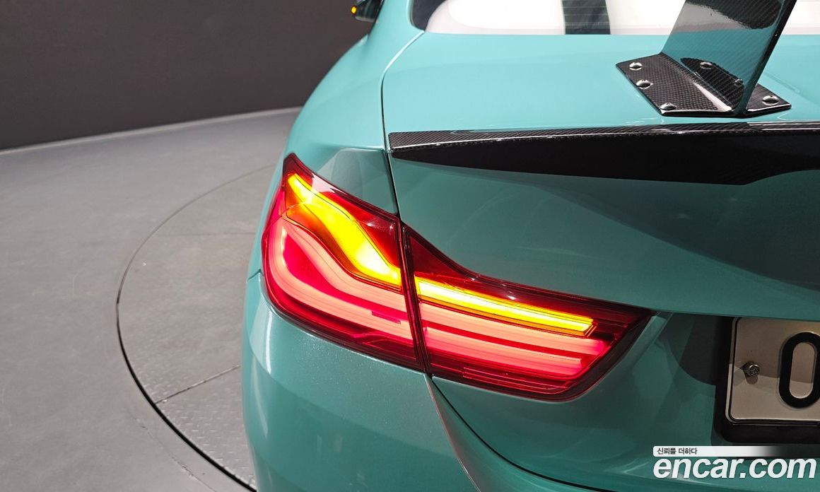 BMW M4 (F82) фото 23