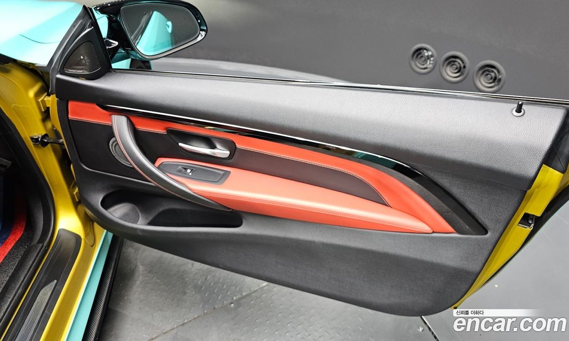 BMW M4 (F82) фото 25