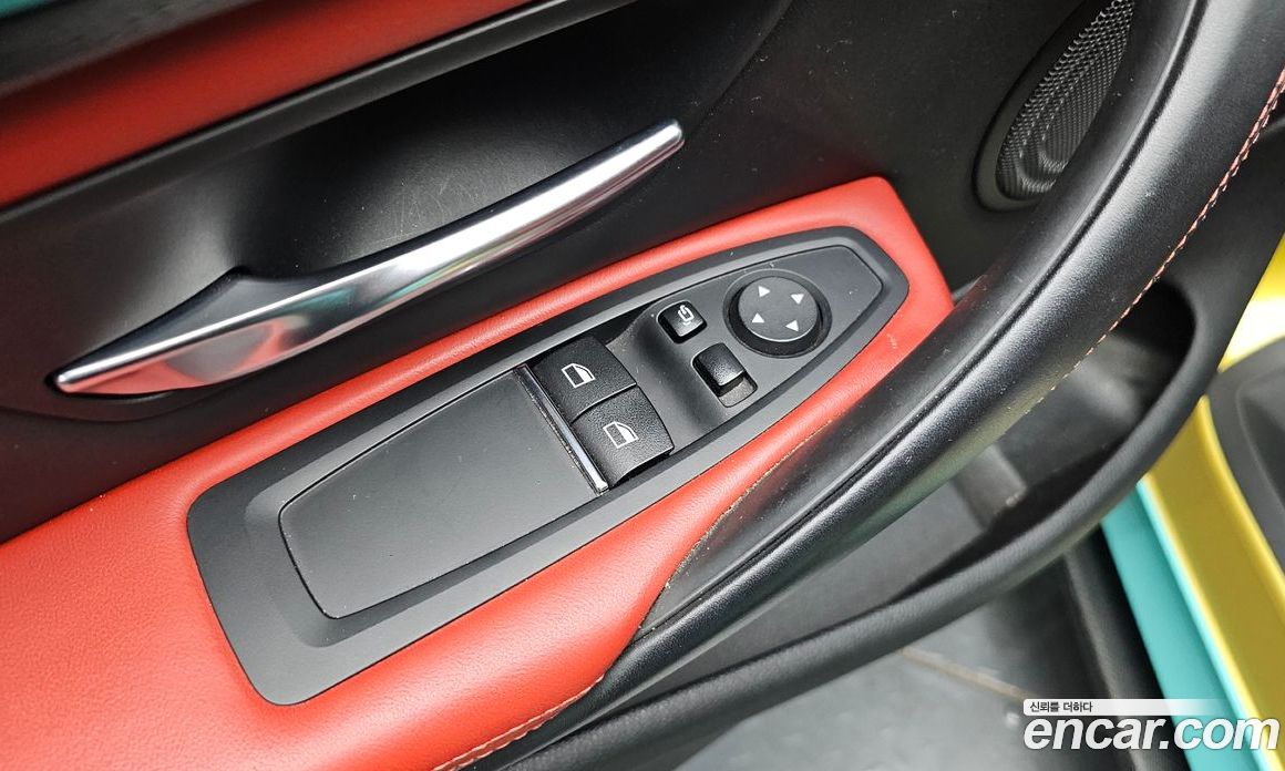 BMW M4 (F82) фото 30