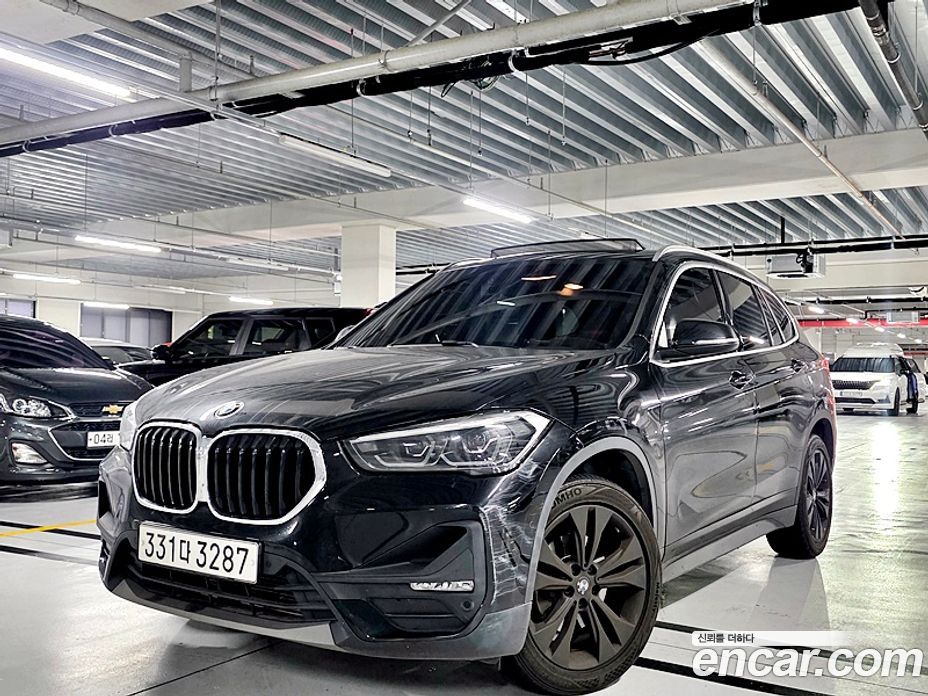 BMW X1 (F48) фото 3