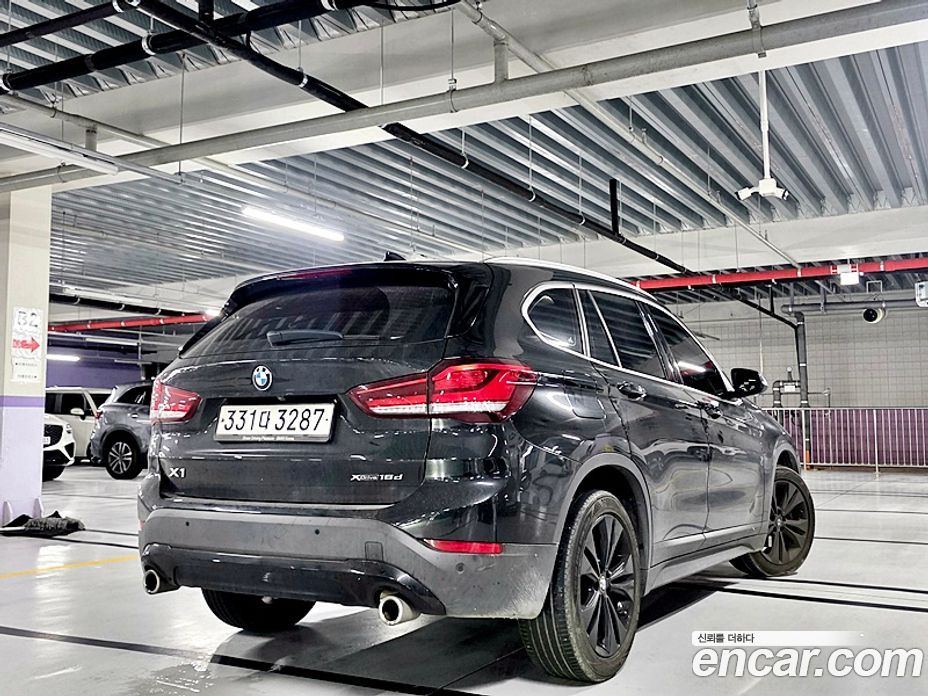 BMW X1 (F48) фото 4