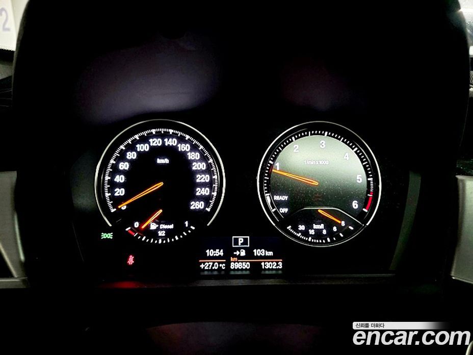 BMW X1 (F48) фото 8