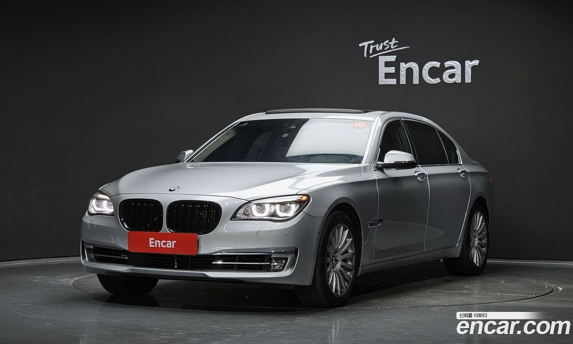 BMW 7-Series (F01)