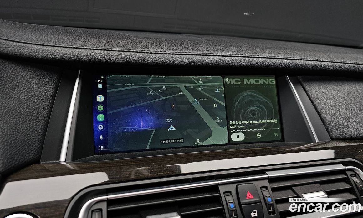 BMW 7-Series (F01) фото 17