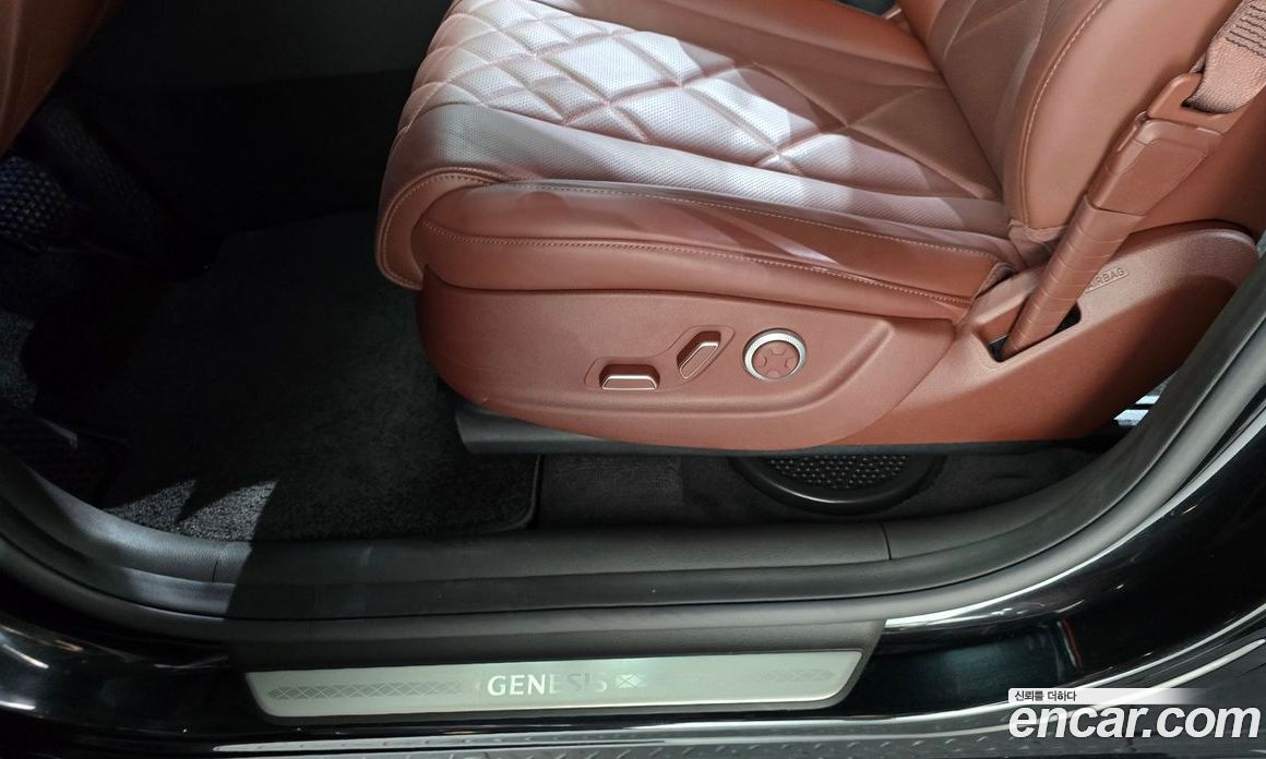 Genesis GV80 фото 27