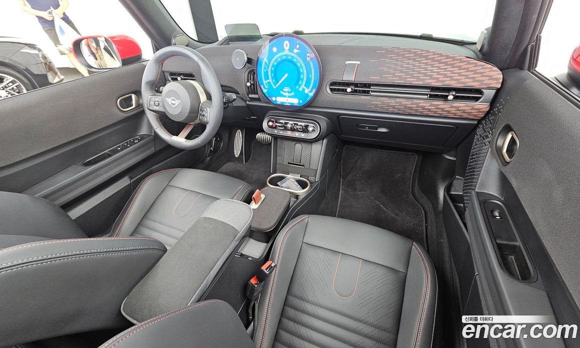 Mini Cooper S Convertible 4th Gen фото 7