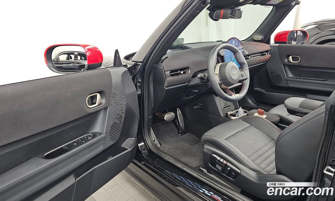 Mini Cooper S Convertible 4th Gen фото 10