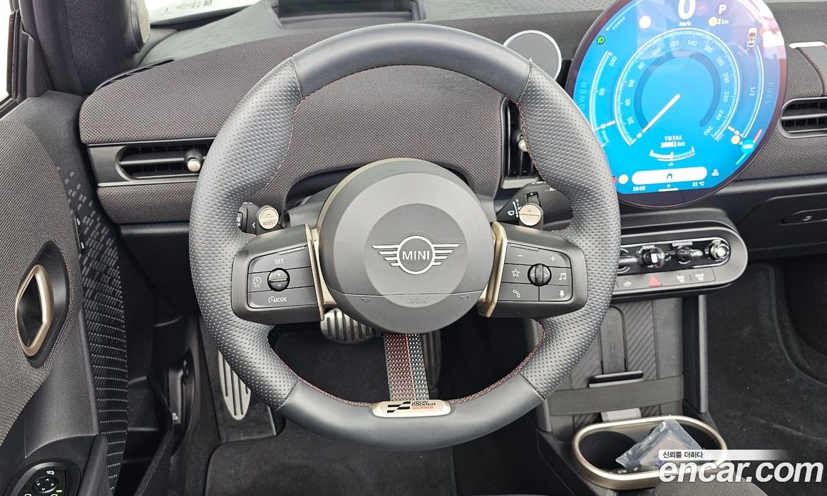 Mini Cooper S Convertible 4th Gen фото 13