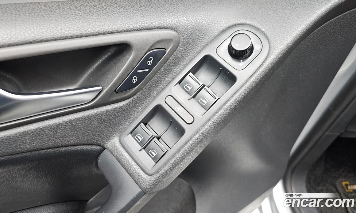 Volkswagen Golf 6th Gen фото 18