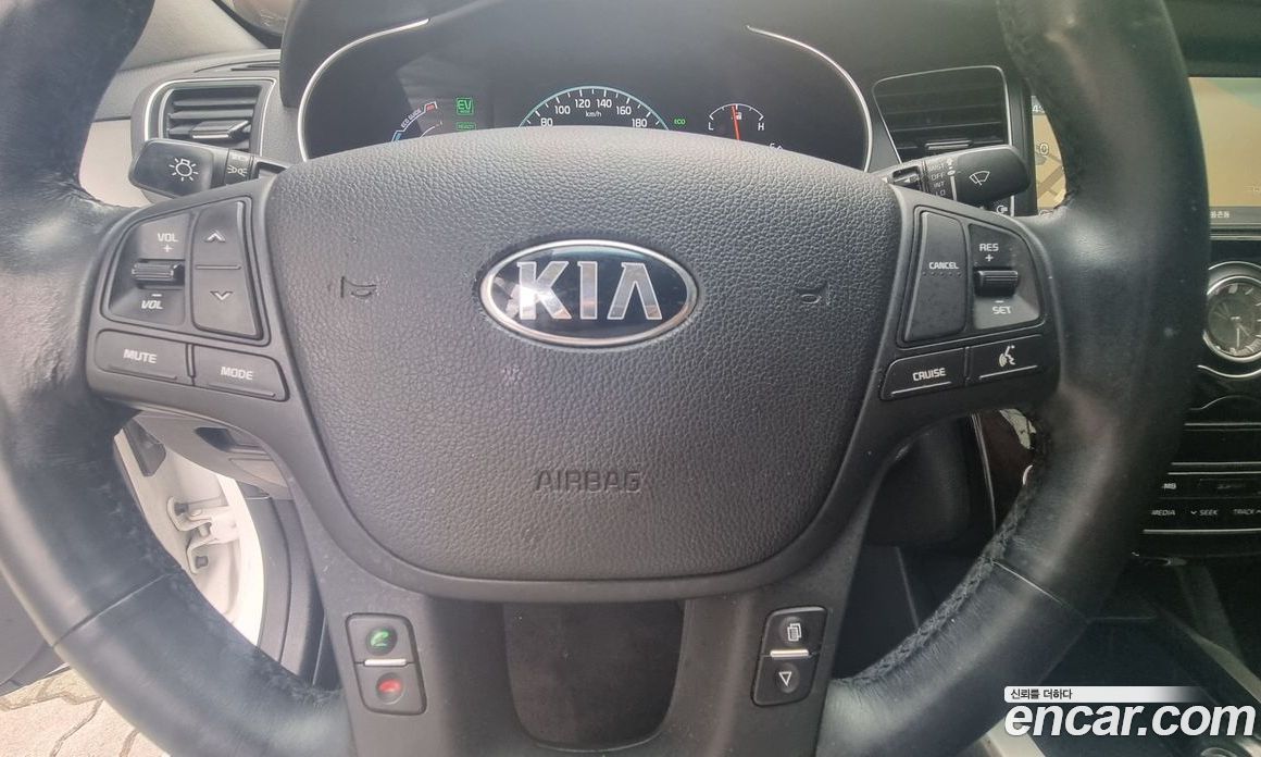 Kia K7 Hybrid фото 13
