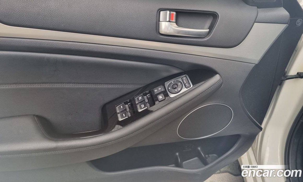 Kia K7 Hybrid фото 18