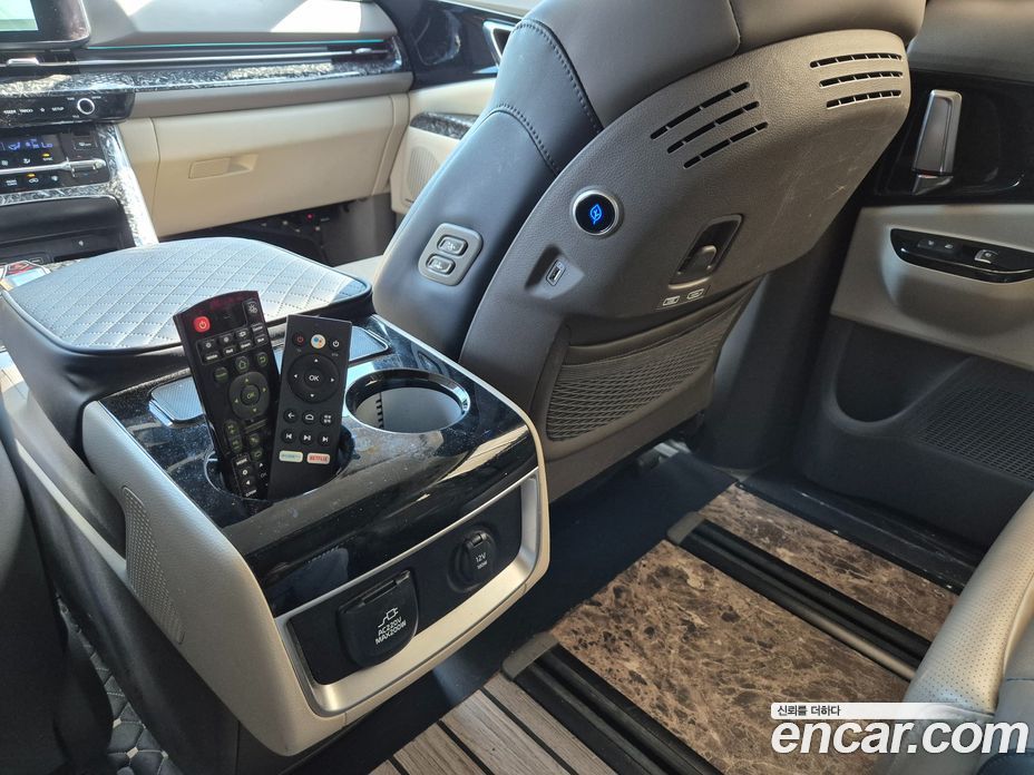 Kia Carnival 4th Gen фото 11