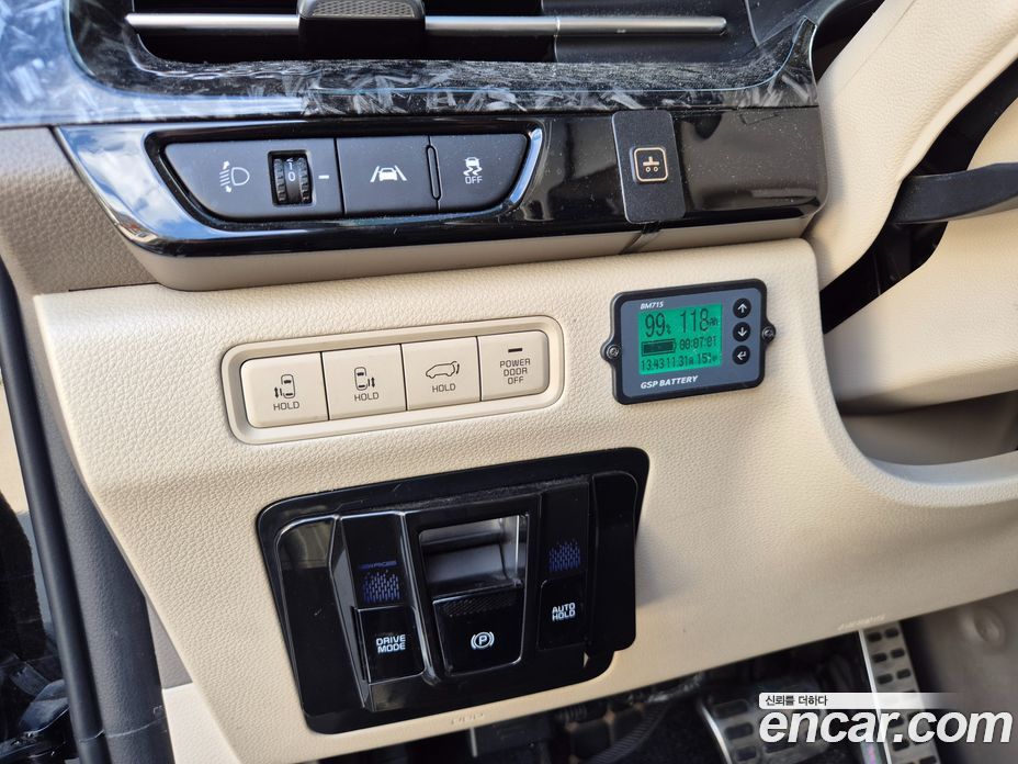 Kia Carnival 4th Gen фото 12