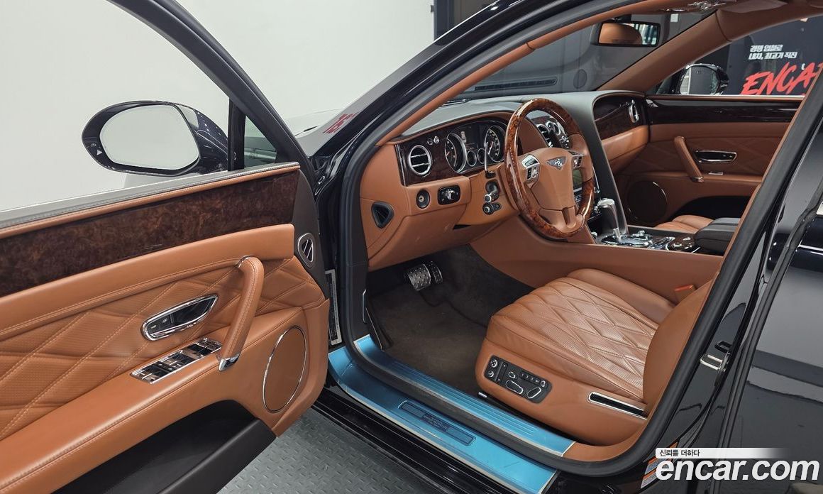 Bentley Flying Spur 2nd Gen фото 10