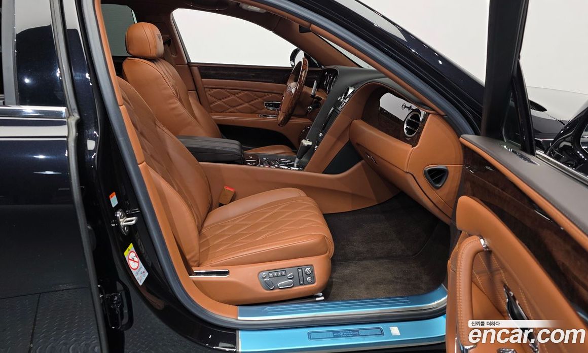 Bentley Flying Spur 2nd Gen фото 11