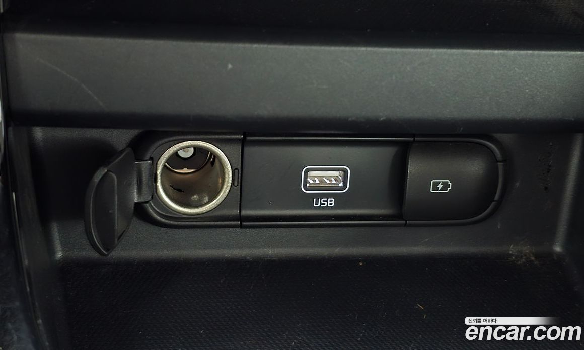 Kia Seltos фото 13
