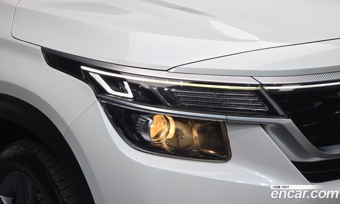 Kia Seltos фото 22