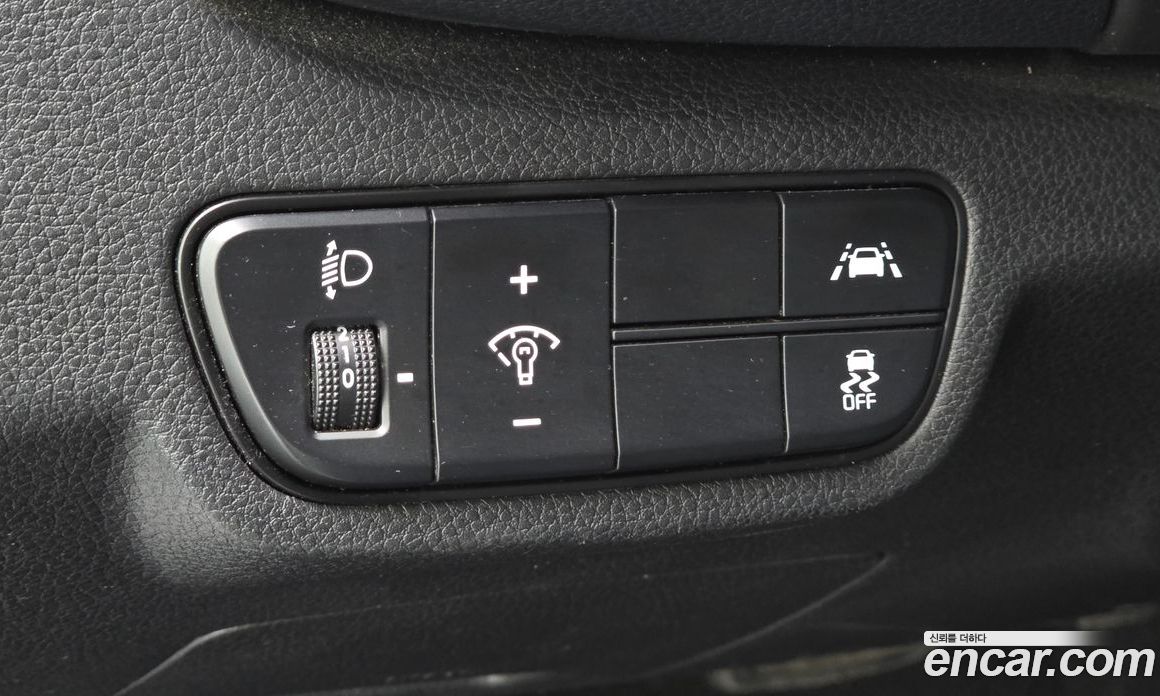 Kia Seltos фото 29