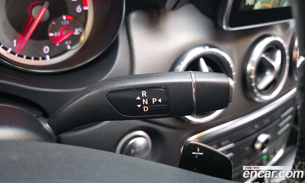 Mercedes-Benz CLA-Class C117 фото 9