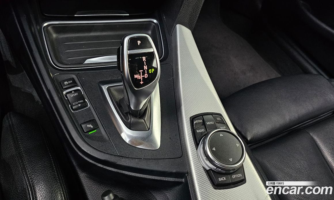 BMW 4-Series (F32) фото 9