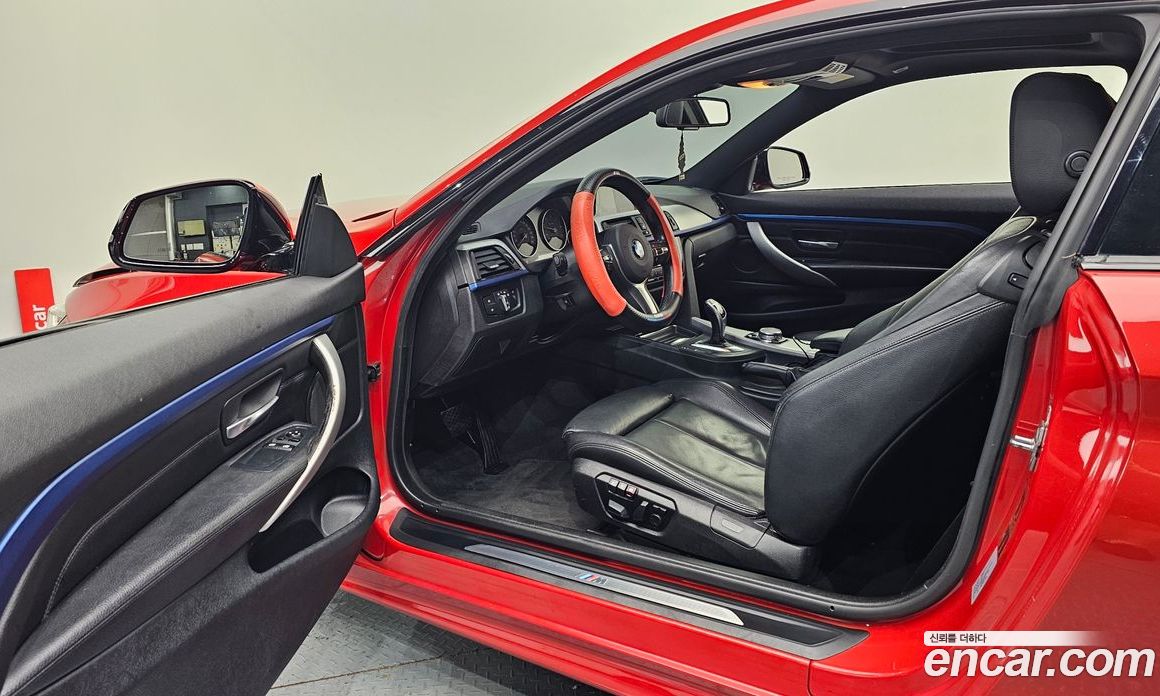 BMW 4-Series (F32) фото 10