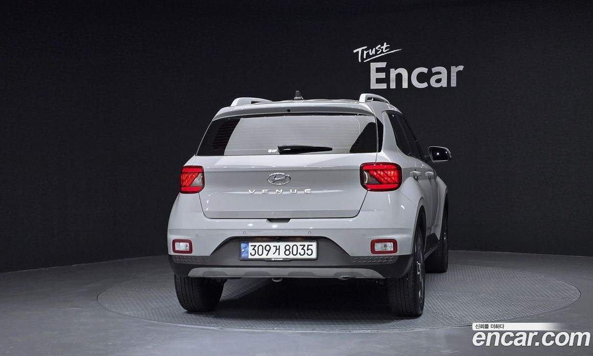 Hyundai Venue фото 4