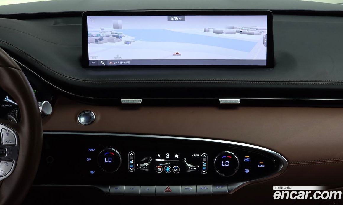 Genesis GV70 фото 13